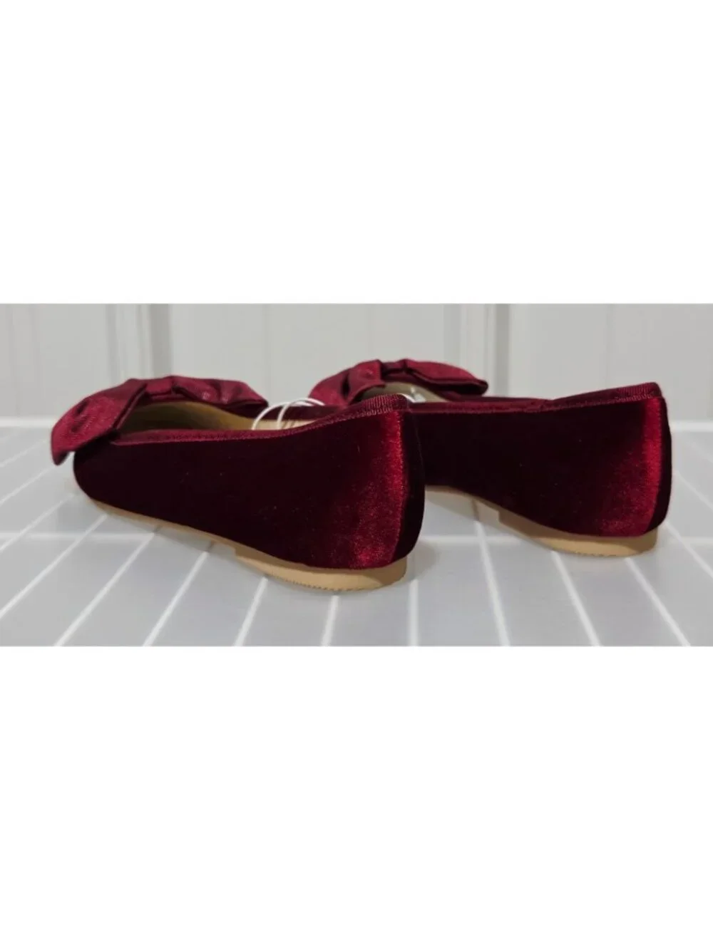 Cat & Jack Perla Dark Red Velvet Ballet Flats w/ Large Bow Accent - Big Girls' 2